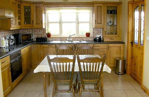 Labasheeda House | Scenic Estuary Way 3-Bed Home in Labasheeda