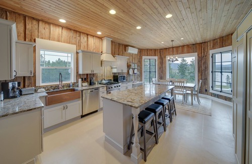 Loon Lake House | Scenic Loon Lake Adventure Retreat w/Dock!