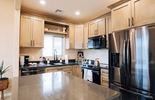 Drexel Heights House | Scenic Mountain Retreat: Tranquil 2BR Private Casita