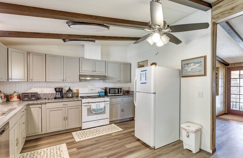 Perris House | Scenic Perris Rental Home ~ 9 Mi to Lake Elsinore!