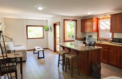 Caye Caulker Cottage | Scenic retreat on the beach with a balcony - pool, grill, dock, and canoe access