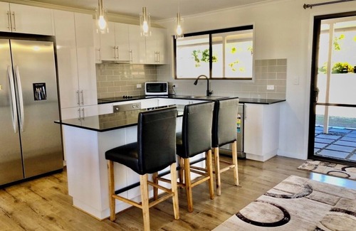 Teviotville House | Scenic Rim, Beautiful Executive Holiday Retreat