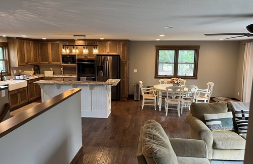 Somerset House | Scenic St Croix River Islands