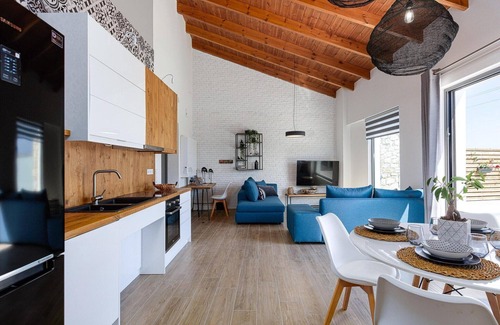 Sfakaki Villa | Scenic villa in Rethymno with private pool