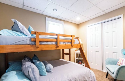 Warsaw Cottage | Scenic Waterfront Oasis: Pet-friendly : Near ARK