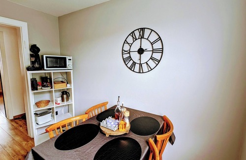 Idar-Oberstein Apartment | Schöne Ferienwohnung in Idar-oberstein mit Parkplatz - Wlan - Netflix