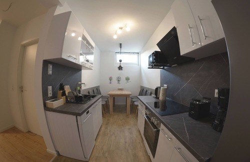 Ilversgehofen Apartment | Schöne Groß Ferienwohnung 78m² Ideal für Familie 3 Schlafzimmer Zentrumnah 1.og
