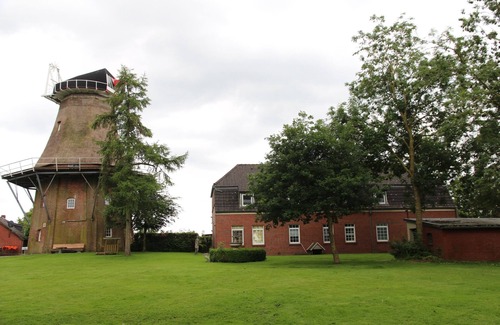 Uttum Apartment | Schöne Og-ferienwohnung für 4 Personen an der Uttumer Mühle