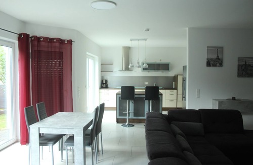 Moerse House | Schöner Bungalow für die ganze Familie auch mit Haustieren in ruhiger Lage