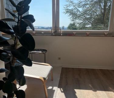 Bergneustadt Apartment | Schönes Apartment mit Balkon Aggertalsperre