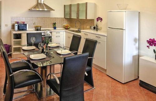 Sommersdorf House | Schönes Ferienhaus mit Terrasse