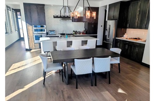 Truckee House | Schaffers Mill 3 bedroom House with a Hot Tub
