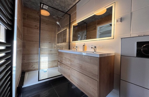 Bad Nieuweschans Apartment | Schanskerhof Apartment next to THERMEN BAD NEWESCHANS indoor SAUNA
