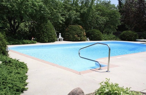 Schaumburg House | Schaumburg Pool House