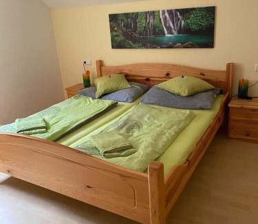 Monchdorf Bed & Breakfast | Scherhäuflranch