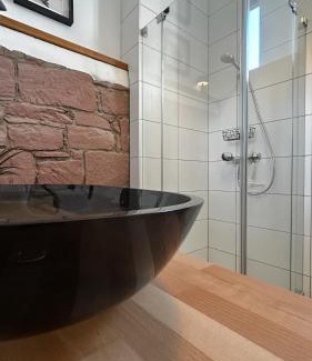 Rothenfels Apartment | scheunenLOFT - Design, Smart TV und Parkplatz inklusive
