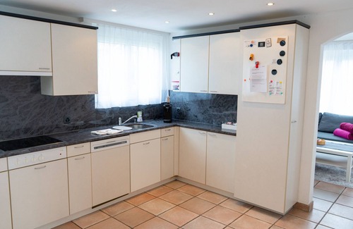 Neu St Johann Ski Chalet | Schlafen zur Brauerei St. Johann 6.5-room holiday home in the village centre
