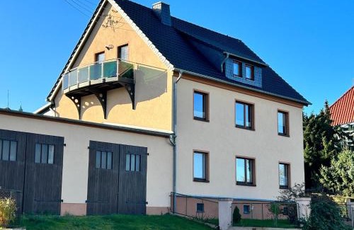 Stolpen Apartment | Schlossblick und Komfort in Stolpen