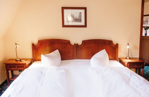 Schkopau Hotel | Schlosshotel Schkopau