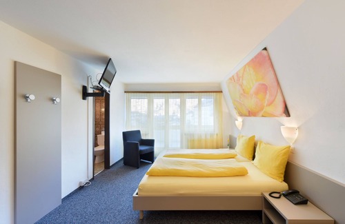 Brig Hotel | Schlosshotel - Self Check-In Hotel am Schlosspark