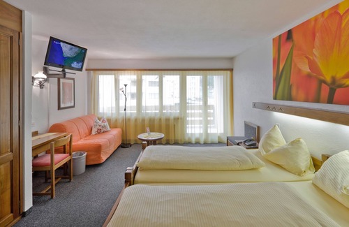 Brig Hotel | Schlosshotel - Self Check-In Hotel am Schlosspark