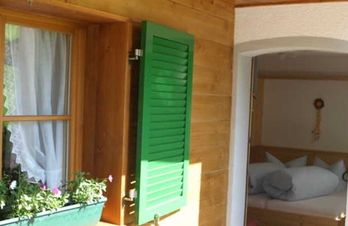 Silbertal Apartment | Schneerose Room 4 - Hotel-Pension Faneskla * * * Apartments