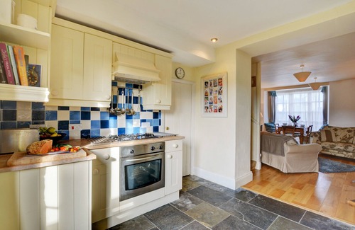 Little Petherick House | School Cottage - Two Bedroom House, Sleeps 4