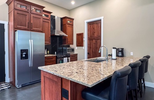 Washington House | Schoolhouse: Dog-friendly, Large Yard, near Purina, Wheelchair friendly