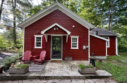 Town of Marbletown House | Schoolhouse No. 11 * Hudson Valley Upstate Getaway