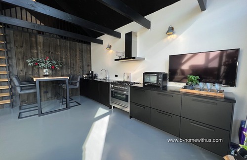 Schoorldam House | SCHOORL: NEW - Stylish and modern apartment in a beautiful location.