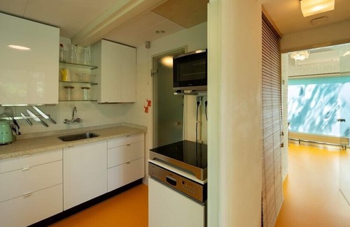 Westenschouwen House | Schouwse Stee 2 private and modern holiday home on a small park