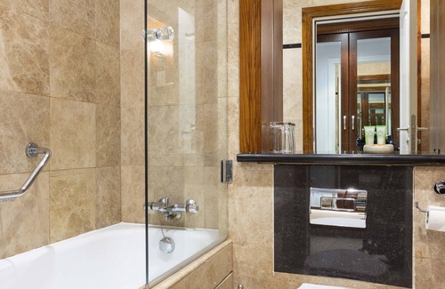 Schull Hotel | Schull Harbour Hotel