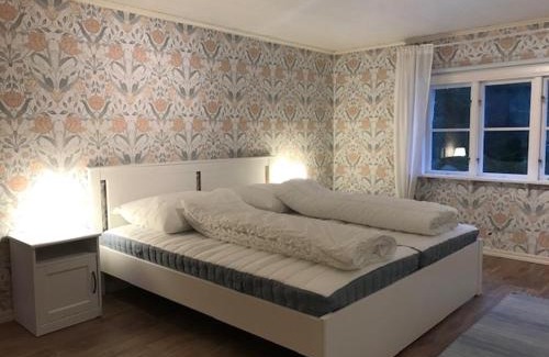 Amal House | schwedischer Waldhof -Marie- in einsamer Lage