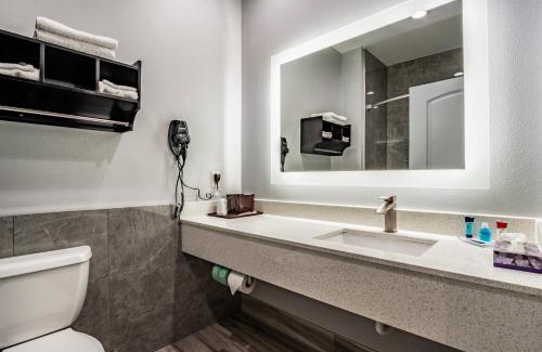 Katy Hotel | Scottish inn Katy