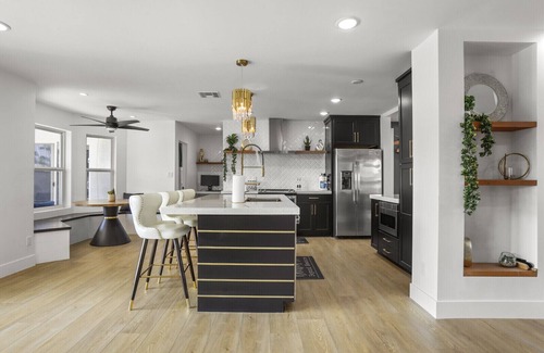 Raskin Estates House | Scottsdale Kierland Golf Retreat