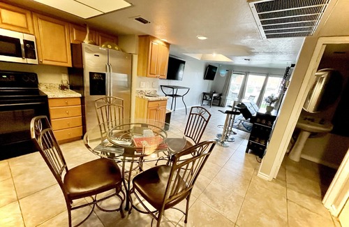 Paradise Valley Village House | Scottsdale north phoenix hideout.