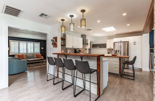 Trail West House | Scottsdale Vacation Paradise near Old Town- 4 mins to Old Town - Large Pool