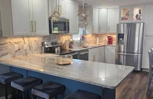 Doniphan House | Scotty's sunny spot