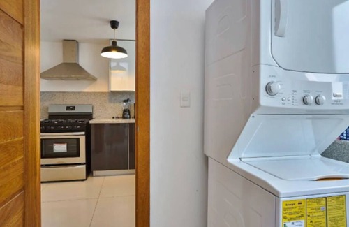 La Arboleda House | SD 3BR Luxury Sunshine Apt 1 + Bonus