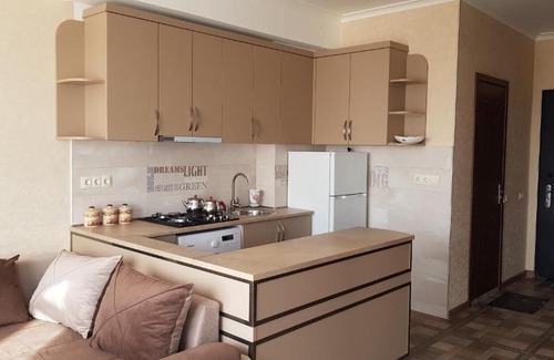 Makhinjauri Apartment | Sea and Batumi view