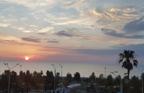 Makhinjauri Apartment | Sea and Batumi view