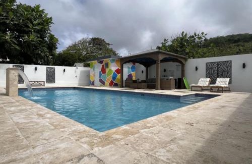 Terranova House | Sea Breeze Tunnel Hideaway 7