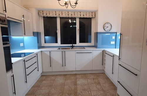 New Quay House | Sea Captain's Town House in New Quay with sea views, sleeps 9, dog friendly