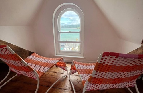New Quay House | Sea Captain's Town House in New Quay with sea views, sleeps 9, dog friendly