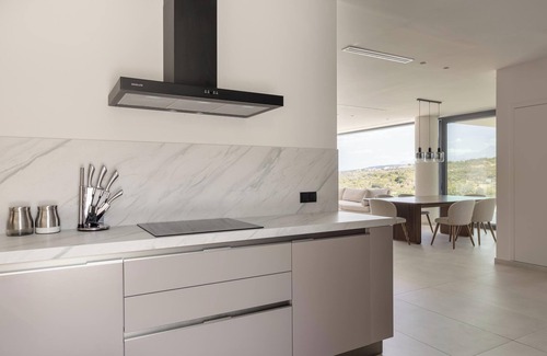 Violi Charaki Villa | Sea & City Gaze with Daily Housekeeping by etouri