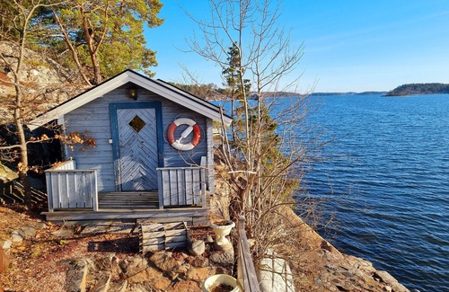 Akersberga Cabin | Sea Cottages - 8: Stonehill Sea Cottages