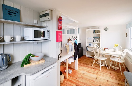 Gwithian Ski Chalet | Sea Dream Chalet Gwithian
