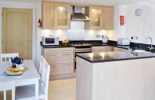 West Bay House | Sea Drift