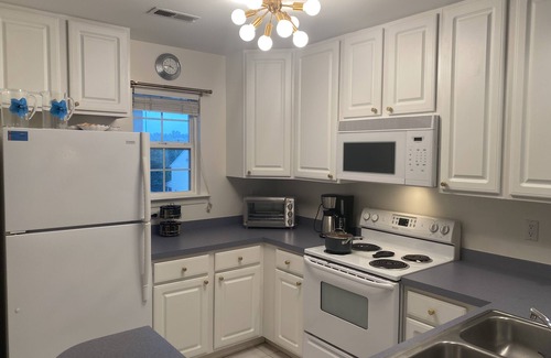 Rehoboth Beach Condo | Sea-duced by the Sea! 2 bed 2 bath condo minutes from everything!
