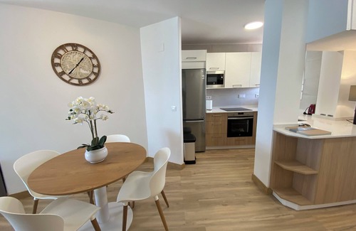 Costa del Sol Apartment | Sea front, 1 bedroom apartment, Fuengirola.